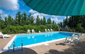 Gorgeous Home In Servigliano - Image 4