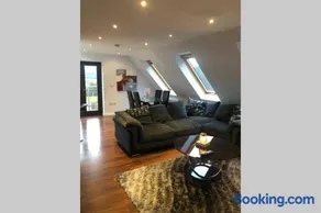 Struan Coach house in gated residence - Image 2