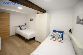 Apartamentos California - Image 2