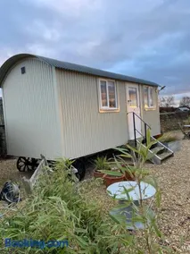 The Shepherd's Hut - Image 2
