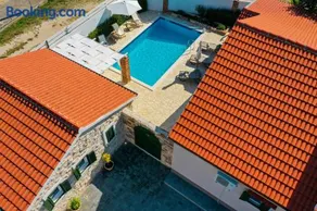 Holiday Home Ikka With Swimming Pool - Image 4