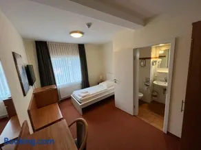 Hotel Hennies Hannover Sehnde - Image 4