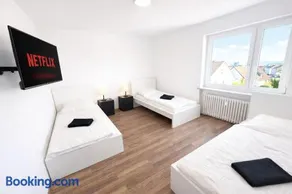 LETA Homes - Charmante FeWo mit sonnigem Balkon - Image 2