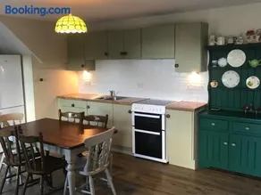Mournes Family Cottage with Hot Tub - Image 4