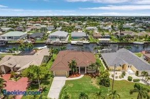 Ocean Drive SW Cape - waterfront private home locally owned & managed, fair & honest pricing - Image 1
