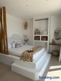 Patela Luxury Suites - Image 1