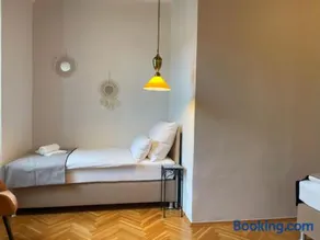 TAMLiving Mureck-NEU-Voll Ausgesattet-Kuche-Smart TV-WIFI-Parken Frei - Image 5