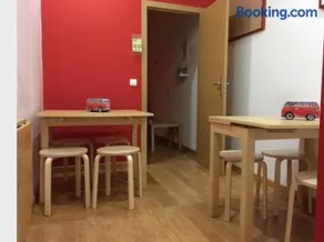 Green Wave Hostel - Image 2