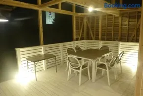Vacation Rental Roadhouse - Image 2