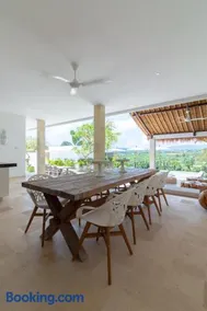 Villa Rasa Senang, with private cook and pool - Image 2