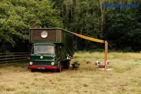 Abbeyfield Horsebox Glamping - Image 2