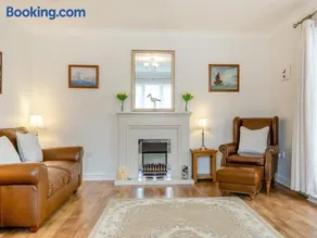2 Bed in Colwell Bay oc-ic013 - Image 4