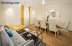 Cozy Home In Peresiji - Image 5