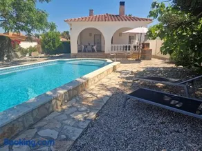 Riumar "Cologne", 300m to beach, private pool, On-Site-Service, dog beach - Image 1