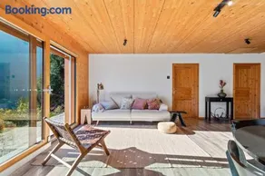 Panoramic Alpine Garden Retreat - Image 1