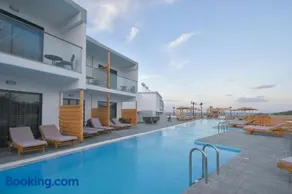 Evita Bay - Image 1