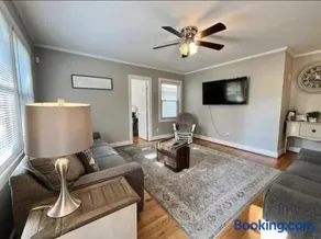 Sleeps 6 Lowcountry Retreat - Near Parris Island - Image 3