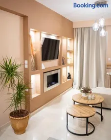 Kostis Luxury Apartment - Image 1
