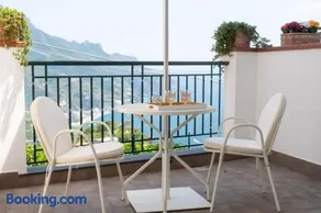 Alleria - Sea View Studio - Image 2