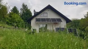 Luessishausen im Lüsserttal mit 140m2 und DSL - Image 1