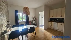 Newly renovated apartment 2026 near beaches - Image 3
