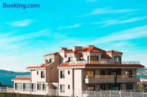 Apartamentos Santa María - Image 2