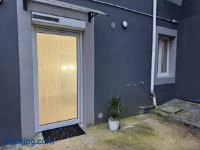 Appartement proche Amnéville, 2 chambres, 5 couchages, cuisine, salon, terrasse et parking - Image 4
