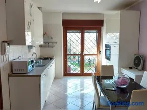 Red House Tiburtina - Image 3