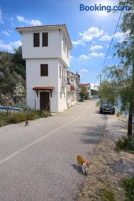 Μπροστά στο ναυάγιο Καλή τύχη - Image 5