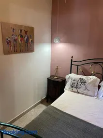 Lila's Guest House - Image 2