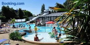 ZEcamping 4 étoiles animé parc aquatique pet friendly sauna - Image 1