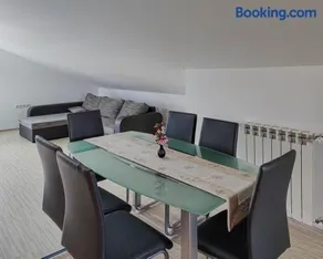 Apartma Hilltop Haven - Image 2