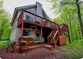 WOW!! Ultimate Pocono Retreat Hot Tub, Game Room, Fire Pit, Near Lakes & Hiking! - Image 1