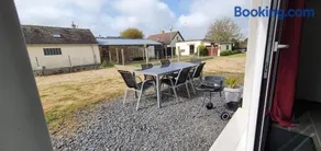 Maison 3 ch vue sur mer confortable lumineuse belle terrasse grand jardin 10 mn à pied de la plage - proche supérette et Omaha Beach - Image 1