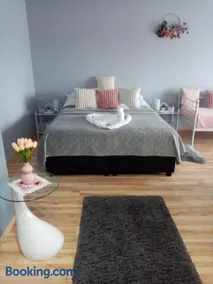 Sára Apartman Nyíregyháza - Image 1