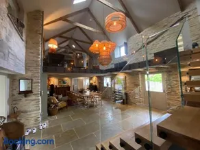 Tregrylls Barton - Image 1