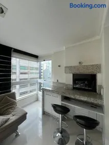 Meia Praia com estilo! 3 suítes, churrasqueira e garagem - Image 3