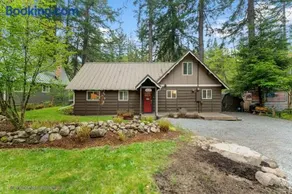 Riverfront Luxury Cabin-Hot Tub-EV-Deluxe Kitchen - Image 3
