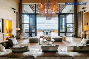 TimBila Private Villa - Image 3