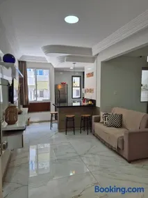 Quarto e Sala com Estilo e Conforto - Image 1