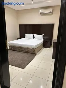 شركة شقق قداح علي القحطاني للشقق المخدومة - Image 2
