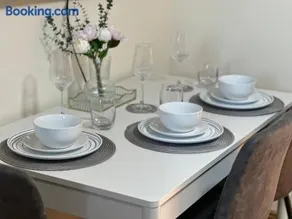 Charming 2-Bedroom Apartment in Dublin City Center - Image 3