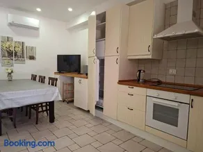 Morrovalle LOVE - Image 1