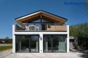 Lensterstrand Oase Nr 8 - Image 1