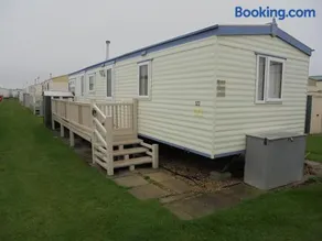 8 Berth on Sealands Everglade III - Image 4