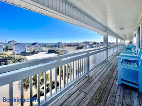 Sea Coast Suites 25 Oceanview Surf City, NC - Image 4