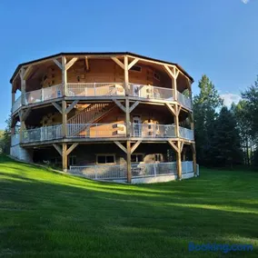 Sundance Country Lodge B&B - Image 1