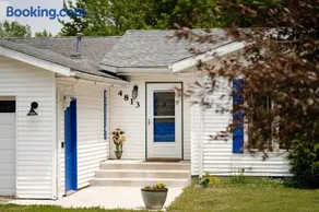Kevins Place near PawPaw Lake - Image 4
