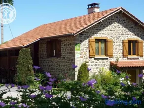 Gîte familial pour 6 pers. avec cheminée à Sauvain - Image 1