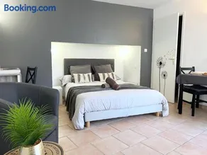 Le Petit Cocon - Lumineux & Confortable - Image 1